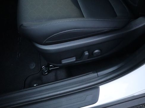 New 2026 Kia Seltos EX FWD image 17