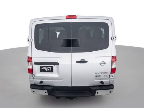 Used 2016 Nissan NV 3500 SL image 6