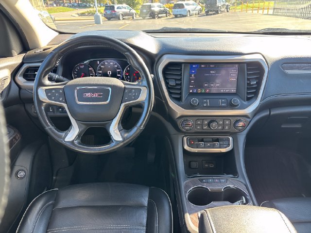 Used 2021 GMC Acadia Denali w/ Denali Technology Package FWD image 23