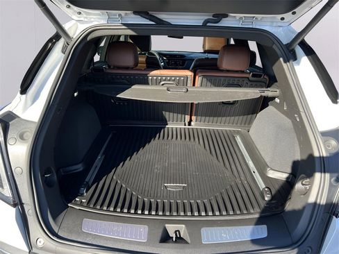 Used 2023 Cadillac XT5 Sportv image 27