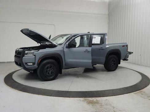 Used 2025 Nissan Frontier PRO-4X w/ Interior Protection Package AWD/4WD image 12