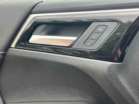New 2026 Nissan Rogue Platinum AWD/4WD image 18