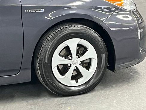 Used 2015 Toyota Prius Four image 37
