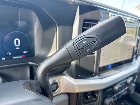 Used 2023 Ford F350 XLT w/ XLT Premium Package AWD/4WD image 18