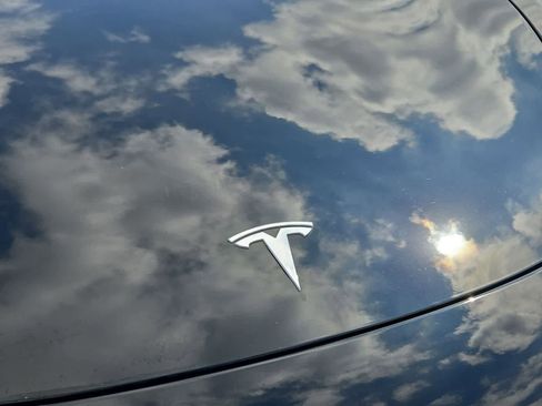 Used 2023 Tesla Model 3 Long Range image 10