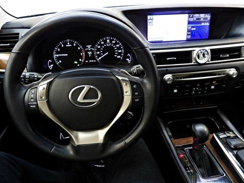 Used 2013 Lexus GS 350 AWD w/ Premium Pkg image 18