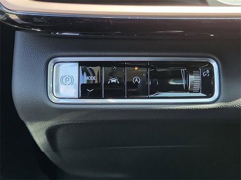 New 2025 Buick Envision Sport Touring image 22