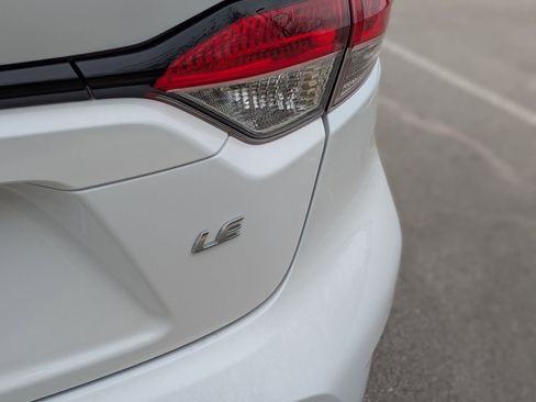 Used 2024 Toyota Corolla LE image 33