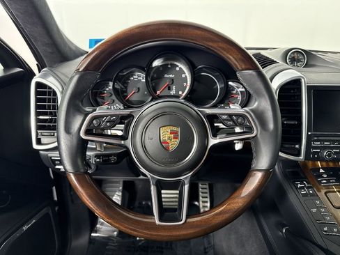 Certified 2015 Porsche Cayenne Turbo AWD/4WD image 36