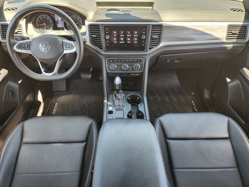 Used 2021 Volkswagen Atlas Cross Sport SE FWD image 27