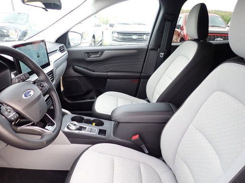 New 2026 Ford Escape Active w/ Tech Pack #1 AWD/4WD image 12