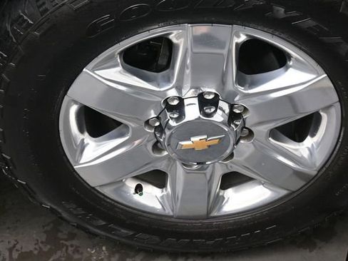 Used 2022 Chevrolet Silverado 2500 LTZ AWD/4WD image 29