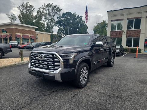 Used 2022 Toyota Tundra 1794 Edition image 3