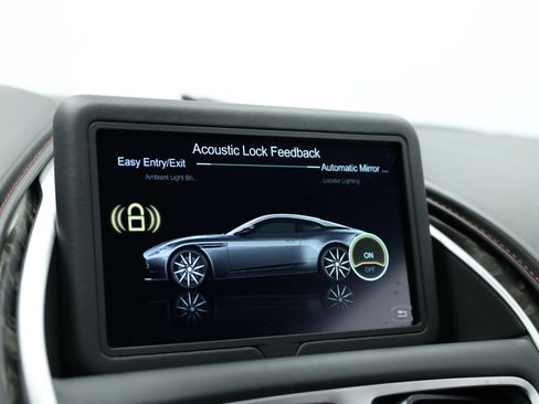 Used 2018 Aston Martin DB11 Coupe image 34