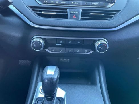 Used 2019 Nissan Altima 2.5 S image 16