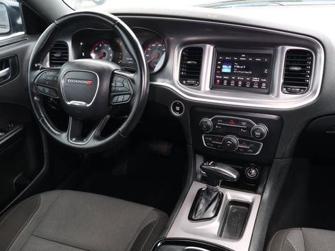 Used 2022 Dodge Charger SXT w/ Blacktop Package image 10