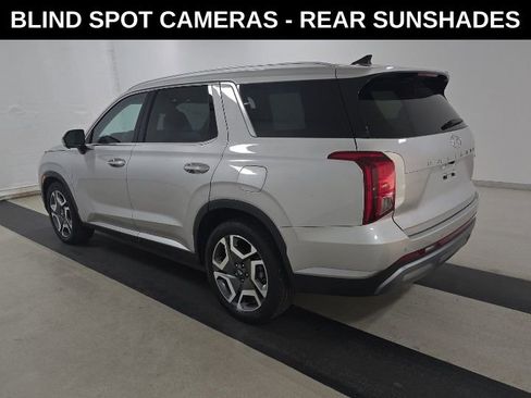 Used 2025 Hyundai Palisade SEL image 3