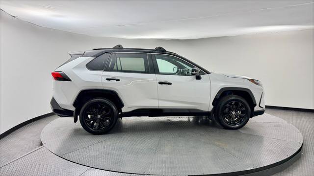 Used 2024 Toyota RAV4 XSE w/ Advanced Technology Package AWD/4WD image 9