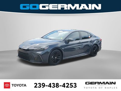 Certified 2025 Toyota Camry SE w/ Convenience Package FWD image 1