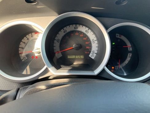 Used 2012 Toyota Tacoma 4x4 Double Cab image 26