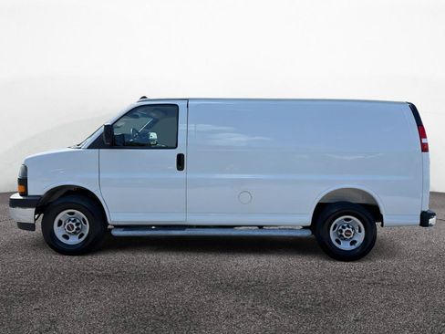 Used 2025 GMC Savana 2500 w/ Driver Convenience Package RWD image 6
