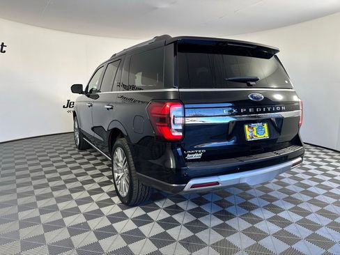 Used 2024 Ford Expedition Limited AWD/4WD image 8
