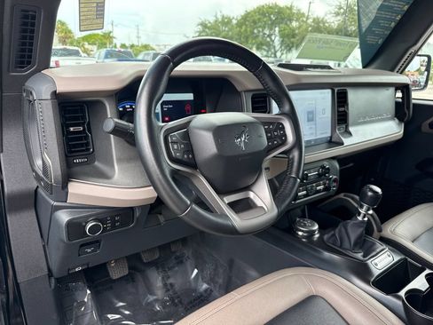 Used 2024 Ford Bronco Big Bend w/ Sasquatch Package AWD/4WD image 4