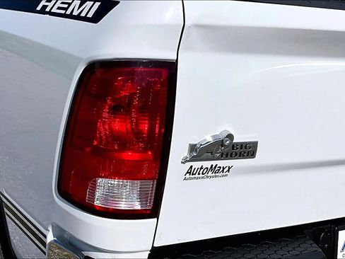 Used 2014 RAM 1500 Classic SLT RWD image 23