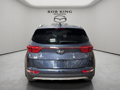 Used 2018 Kia Sportage EX w/ EX Sport Appearance Package AWD/4WD image 4