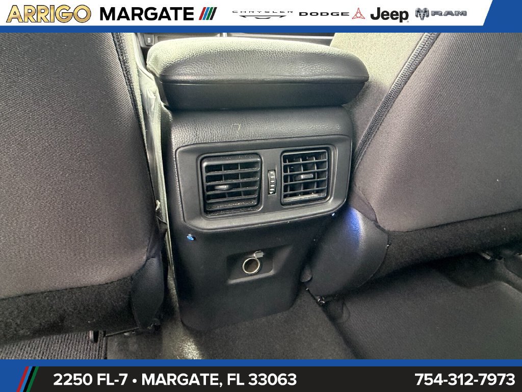 Used 2023 Toyota RAV4 LE FWD image 12