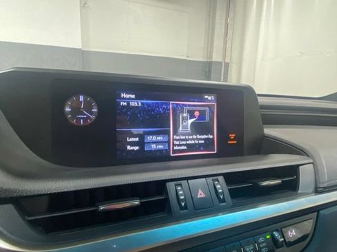 Used 2019 Lexus ES 350 w/ Premium Package FWD image 18