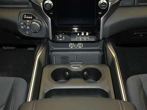 New 2026 RAM 1500 Big Horn AWD/4WD image 22