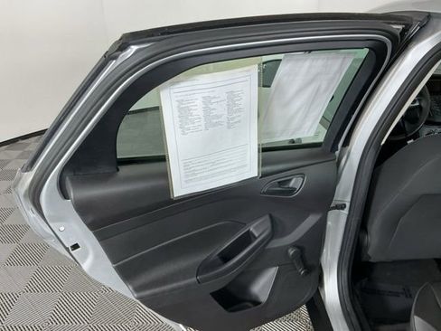 Used 2014 Ford Focus S FWD image 21