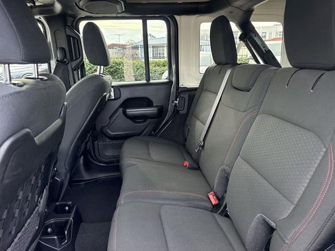 Used 2020 Jeep Wrangler Unlimited Rubicon image 23