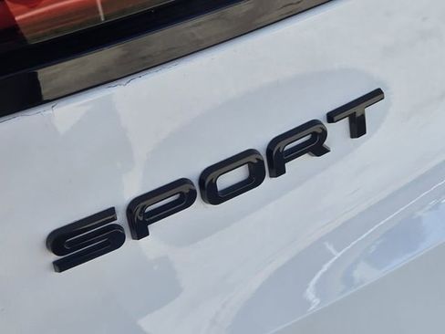 Used 2025 Land Rover Range Rover Sport SE AWD/4WD image 13