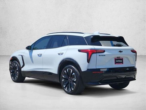 Certified 2024 Chevrolet Blazer EV RS RWD image 6
