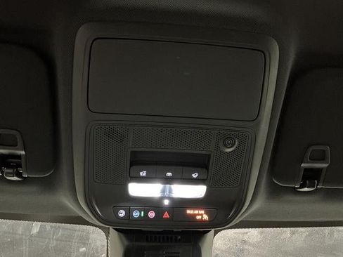 New 2027 Chevrolet Equinox LT w/ Safety and Technology Package AWD/4WD image 24