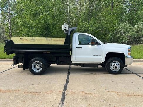 Used 2015 Chevrolet Silverado 3500 W/T w/ WT Convenience Package AWD/4WD image 5