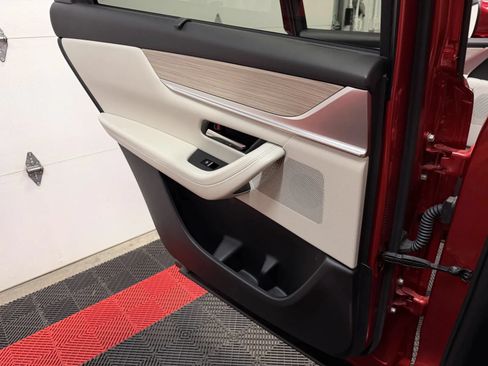 Used 2024 MAZDA CX-90 3.3 Turbo w/ Premium Plus Pkg AWD/4WD image 35
