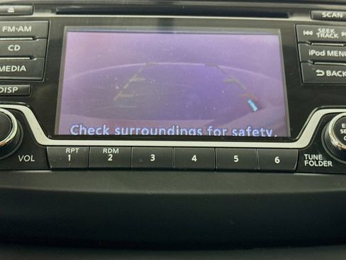 Used 2018 Nissan Sentra S w/ S Midnight Style Package FWD image 16