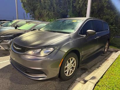 Used 2017 Chrysler Pacifica Touring