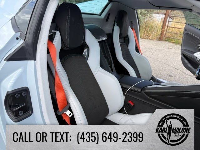 Used 2024 Chevrolet Corvette Z06 w/ Stealth Interior Trim Package RWD image 29