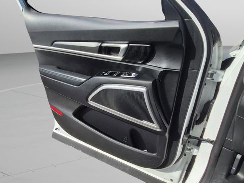 Used 2020 Kia Telluride S FWD image 25