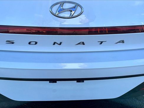 Used 2022 Hyundai Sonata SEL w/ Convenience Package image 6