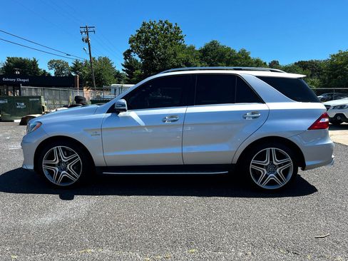 Used 2012 Mercedes-Benz ML 63 AMG 4MATIC image 8