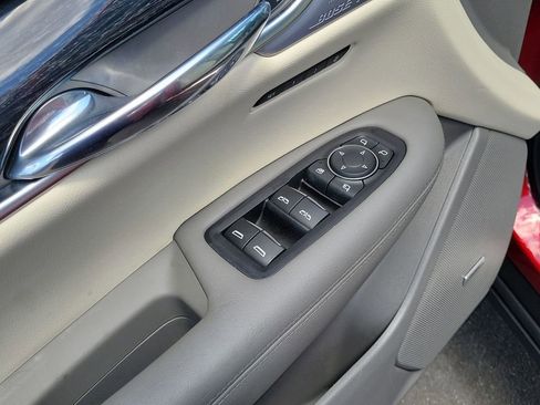 Used 2024 Cadillac XT6 Premium Luxury FWD image 23