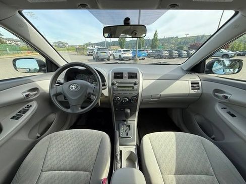 Used 2009 Toyota Corolla LE FWD image 5