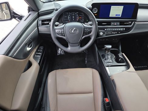 Certified 2023 Lexus ES 350 w/ Premium Package FWD image 2