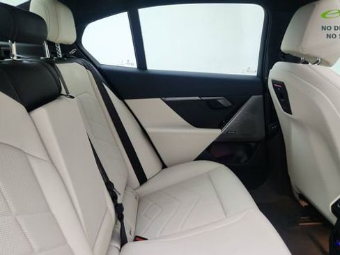 Used 2026 BMW 530i RWD image 26