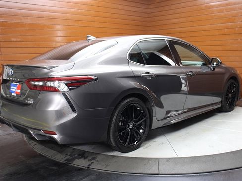 Used 2024 Toyota Camry XSE image 14